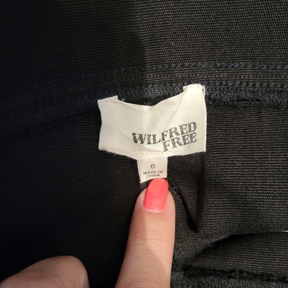 Wilfred Free High Rise Black Pant Lyocell Blend - Picture 6 of 8